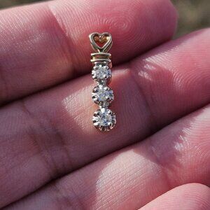 10K Yellow Gold 3 Stone Diamond Heart Pendant Charm 18x4mm